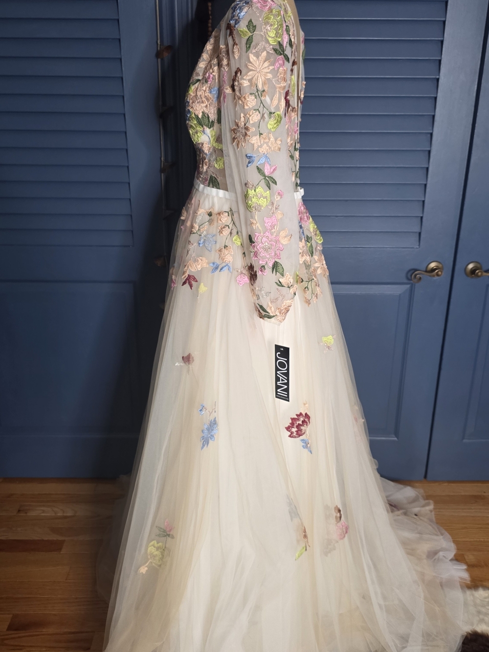 NWT Jovani Floral Embroidered Mesh Formal Evening Gown - Size 16 - Picture 12 of 13